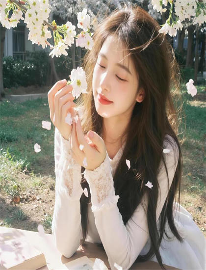 深入探讨：《史凯力》的视觉特效与美术设计——带你了解不为人知的细节