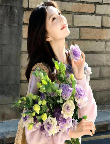 用大奶帮你夹美学价值分析：艺术美感与审美特征探讨